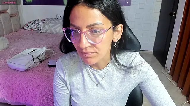 alma blue online show from 16, 4, 2026