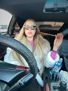 pinkstar  online show from 25, 12, 2024