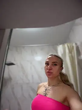 Snapshot of pinkstar_ chatting on 7, 5, 2026 pinkstar online show from 7, 5, 2026