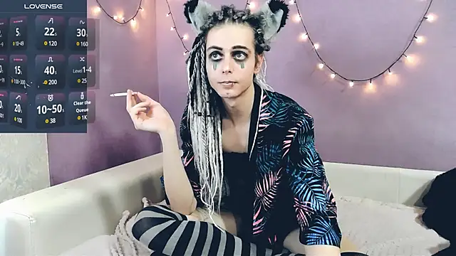 Littlepinkcat online show from 12, 2, 2025