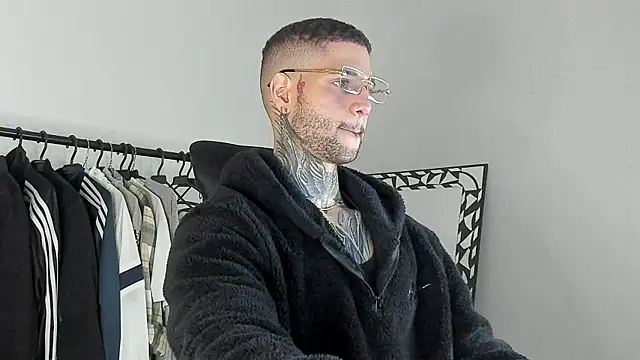  jamesleandros1 online show from 25, 11, 2025