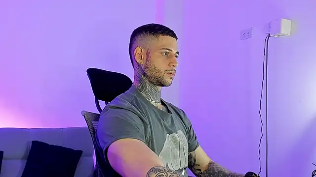  jamesleandros1 online show from 23, 6, 2026