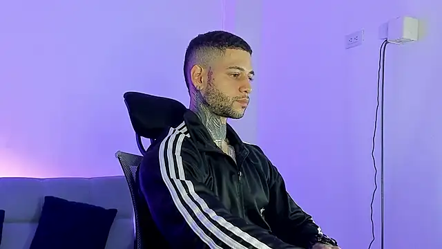  jamesleandros1 online show from 25, 6, 2026