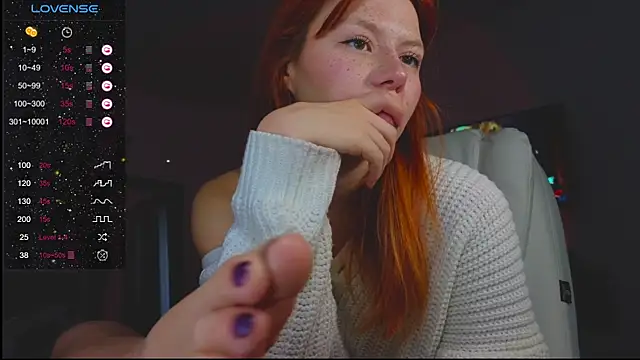 Snapshot of Juliette_Sunshine chatting on 12, 3, 2025 Juliette Sunshine online show from 12, 3, 2025