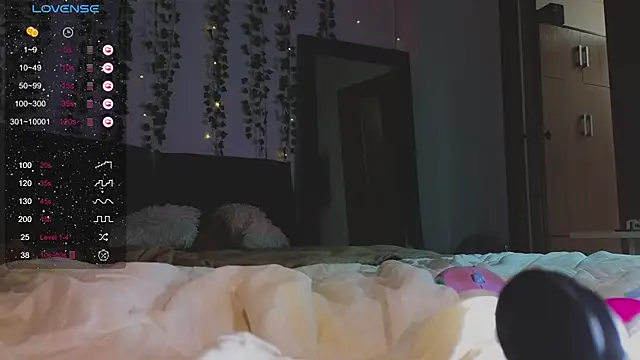 Snapshot of Juliette_Sunshine chatting on 21, 3, 2025 Juliette Sunshine online show from 21, 3, 2025