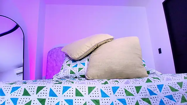 naomi kyse online show from 21, 11, 2025