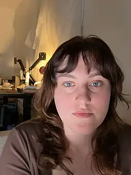 KiraKoval online show from 28, 4, 2026