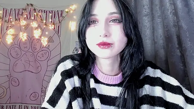 Holy420lolii online show from 27, 10, 2025