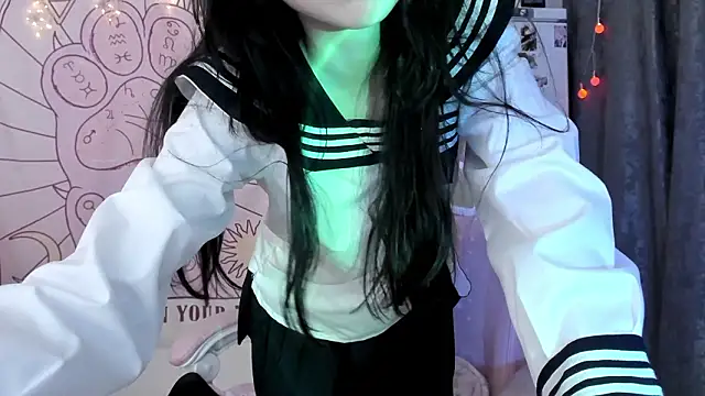 Holy420lolii online show from 31, 1, 2026