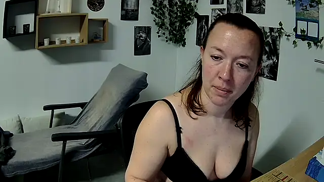 Snapshot of AnyaKrey@xh chatting on 3, 3, 2025 AnyaKreyxh online show from 3, 3, 2025