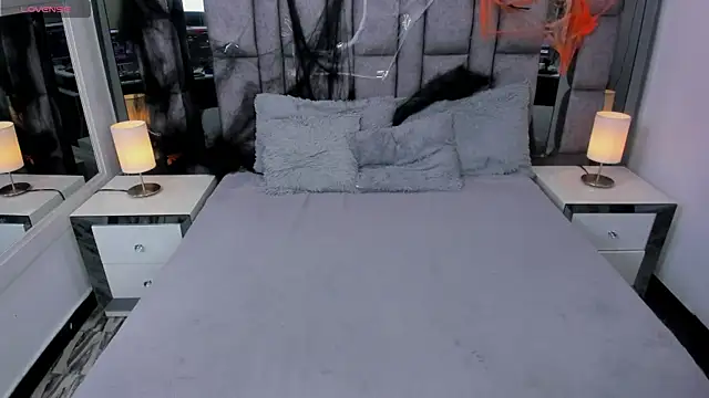 EMMAHILL1 online show from 31, 10, 2025