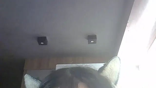 Skinny-Kitten online show from 12, 4, 2026