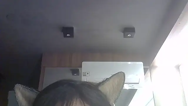 Skinny-Kitten online show from 13, 7, 2026