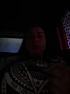 Abril Luv online show from 8, 3, 2025