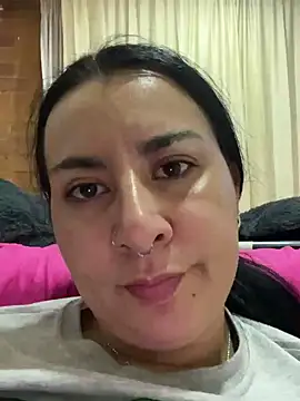 Abril Luv online show from 13, 3, 2025