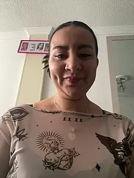 Abril Luv online show from 25, 5, 2026