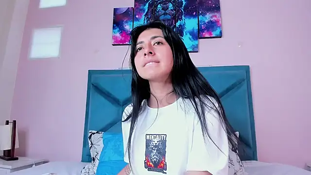 EmmaWilliamss online show from 5, 3, 2025