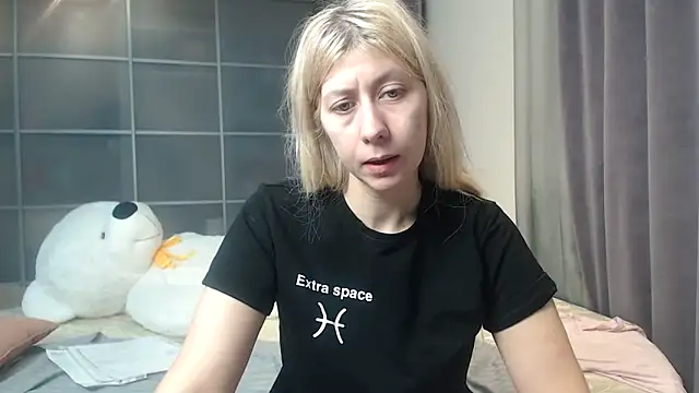 Snapshot of KyliePag chatting on 6, 2, 2025 KyliePag online show from 6, 2, 2025