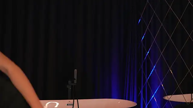 EllenKarter online show from 18, 1, 2025