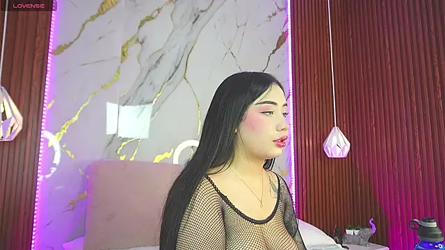 haylie  online show from 25, 2, 2025