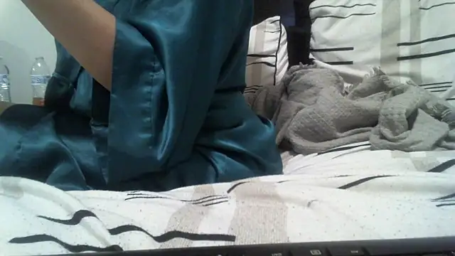 Snapshot of lofibunni chatting on 5, 7, 2026 lofibunni online show from 5, 7, 2026