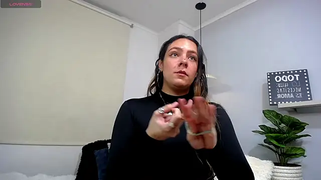 Snapshot of Bianca____ chatting on 4, 6, 2026 Bianca online show from 4, 6, 2026