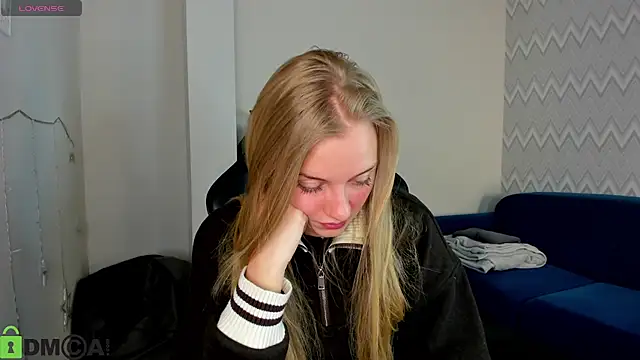 Barbie Lis online show from 3, 2, 2026