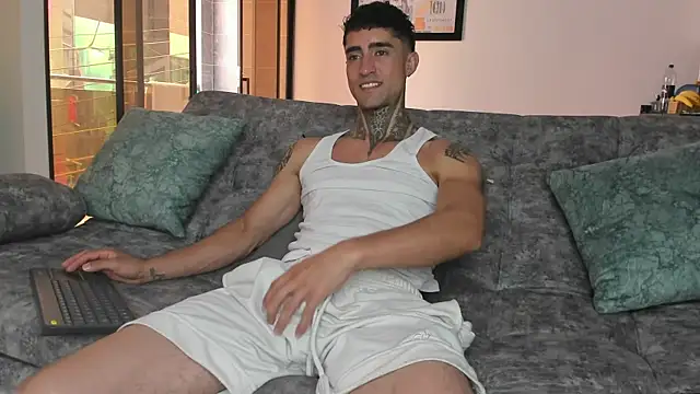 Snapshot of Mark_Kamper chatting on 15, 12, 2025 Mark Kamper online show from 15, 12, 2025