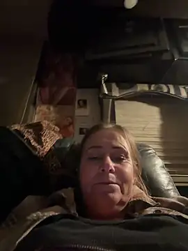 SummerBlueMoon online show from 8, 2, 2026