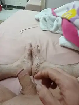 Snapshot of Hardapple01 chatting on 19, 3, 2025 Hardapple01 online show from 19, 3, 2025