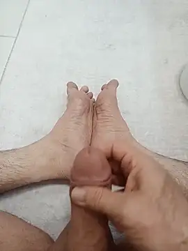 Snapshot of Hardapple01 chatting on 23, 3, 2025 Hardapple01 online show from 23, 3, 2025