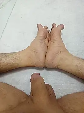 Snapshot of Hardapple01 chatting on 1, 10, 2025 Hardapple01 online show from 1, 10, 2025