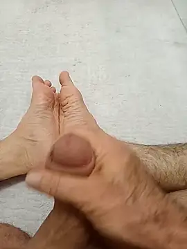 Snapshot of Hardapple01 chatting on 22, 10, 2025 Hardapple01 online show from 22, 10, 2025