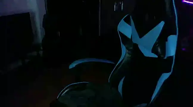 AngelaQueen  online show from 17, 3, 2025