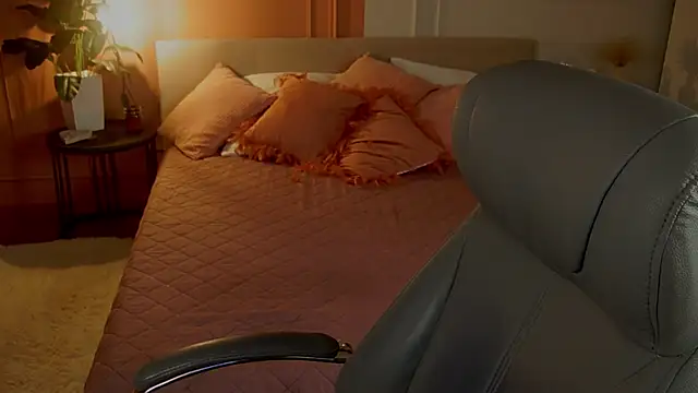 anita blairr online show from 28, 11, 2025