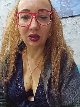 Snapshot of LybovNTV chatting on 8, 11, 2025 LybovNTV online show from 8, 11, 2025