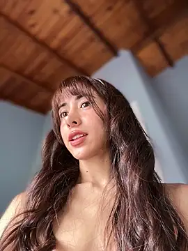 lauravasquez online show from 10, 4, 2026