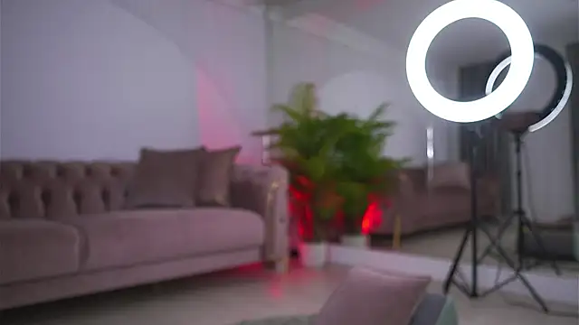 Abbela White online show from 9, 9, 2025