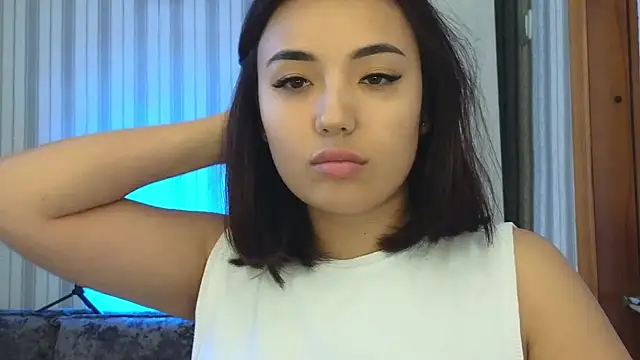 lily  foster online show from 11, 9, 2025