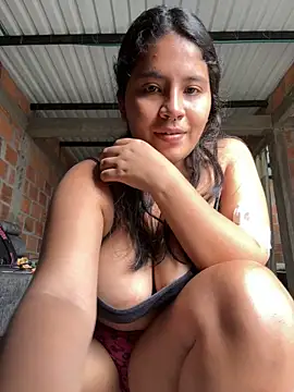 Snapshot of moncerrat_luna chatting on 5, 12, 2024 moncerrat luna online show from 5, 12, 2024