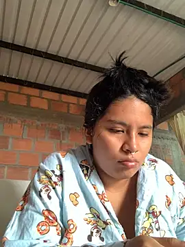 Snapshot of moncerrat_luna chatting on 6, 12, 2024 moncerrat luna online show from 6, 12, 2024