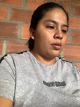 Snapshot of moncerrat_luna chatting on 15, 1, 2025 moncerrat luna online show from 15, 1, 2025