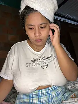 Snapshot of moncerrat_luna chatting on 12, 2, 2025 moncerrat luna online show from 12, 2, 2025