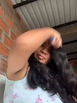 Snapshot of moncerrat_luna chatting on 19, 2, 2025 moncerrat luna online show from 19, 2, 2025