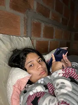 Snapshot of moncerrat_luna chatting on 21, 2, 2025 moncerrat luna online show from 21, 2, 2025