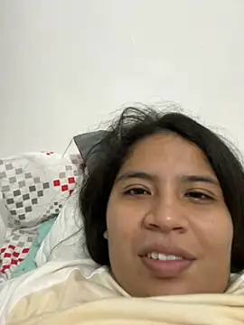 Snapshot of moncerrat_luna chatting on 24, 2, 2025 moncerrat luna online show from 24, 2, 2025