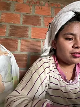 Snapshot of moncerrat_luna chatting on 4, 3, 2025 moncerrat luna online show from 4, 3, 2025