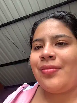 Snapshot of moncerrat_luna chatting on 11, 3, 2025 moncerrat luna online show from 11, 3, 2025