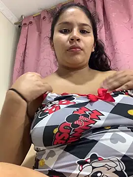 Snapshot of moncerrat_luna chatting on 10, 10, 2025 moncerrat luna online show from 10, 10, 2025