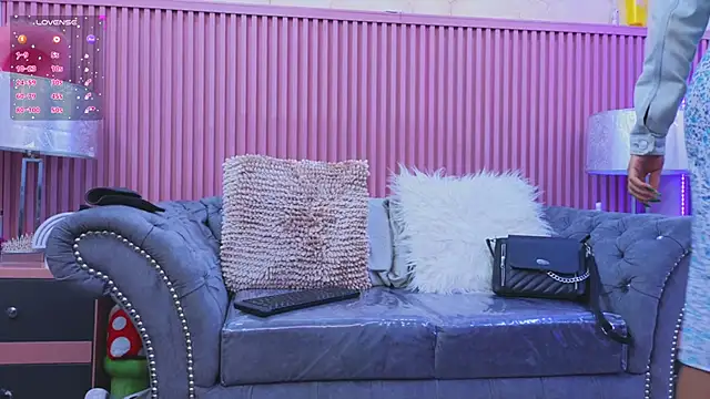 Emiily Scott1 online show from 3, 12, 2024